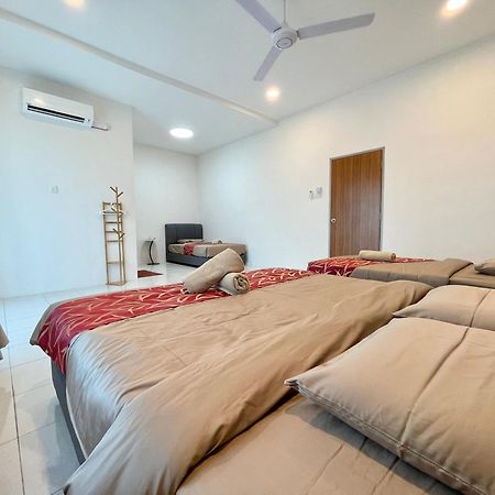 Langkawi Cozy Holiday Home At Desa Impian By Zervin Kuah Exterior photo